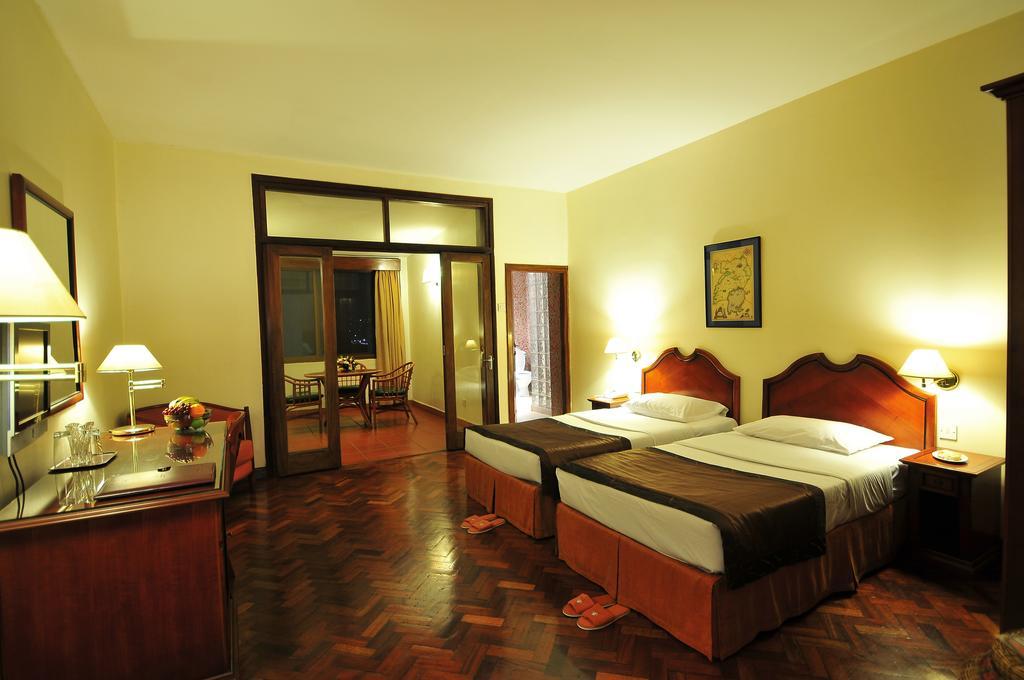 Speke Hotel 1996 Ltd Kampala Dış mekan fotoğraf