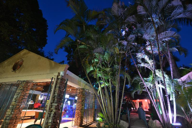 Speke Hotel 1996 Ltd Kampala Dış mekan fotoğraf