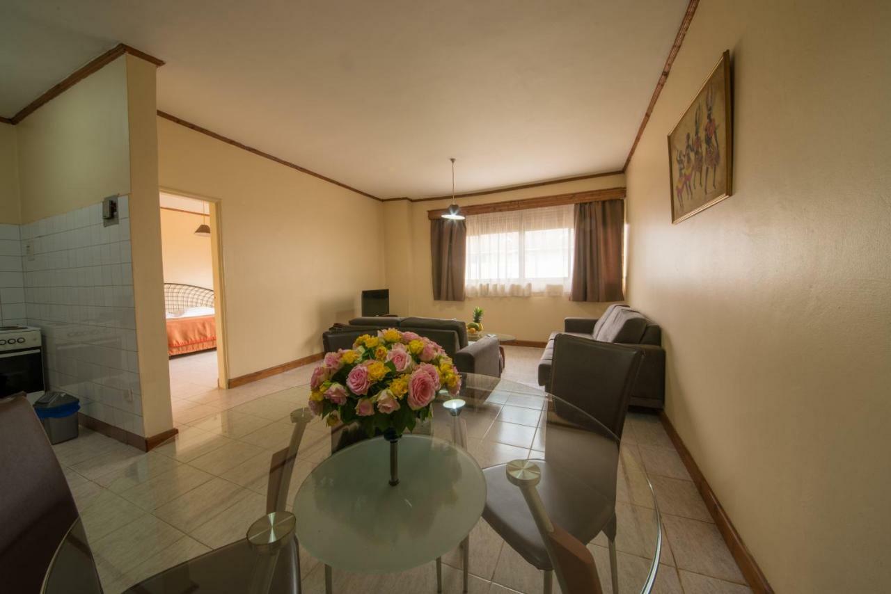 Speke Hotel 1996 Ltd Kampala Dış mekan fotoğraf